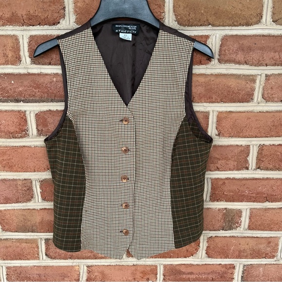 Checkered and plaid vintage button down vest. Petite Small - Picture 6 of 7
